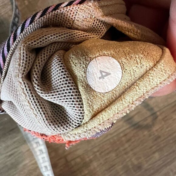 Lululemon Pranayama Bra Wee Are
From Space Black March Multi size 4 - Picture 2 of 7